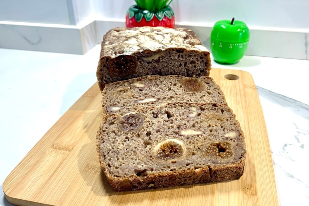 Pan de Centeno con Higos y Nueces al Moscatel