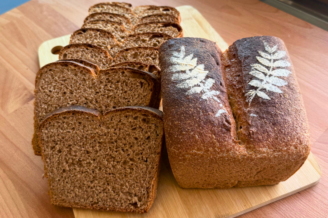 Pan Integral de Espelta 100% en Molde
